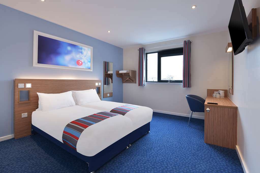 Travelodge Northampton Upton Way Quarto foto