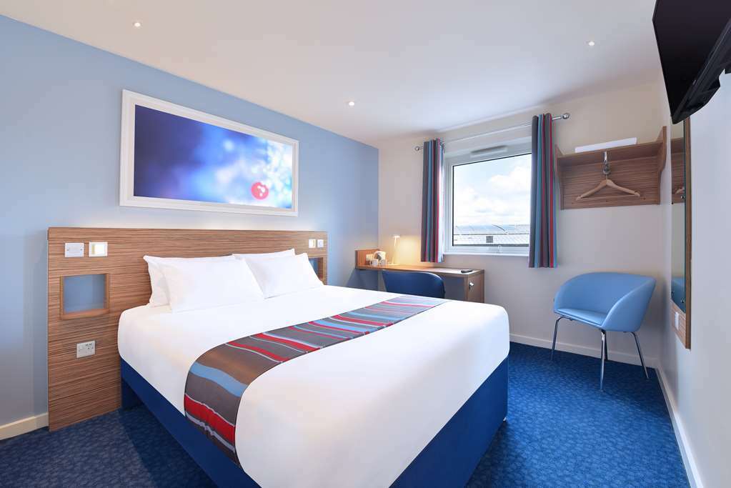 Travelodge Northampton Upton Way Quarto foto